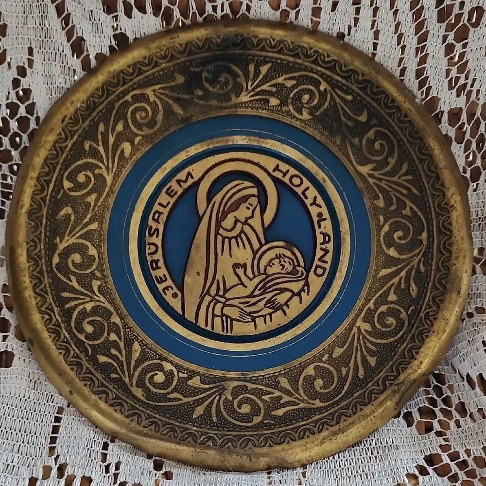 Vintage Jerusalem Mary and Jesus Brass Wall Plate